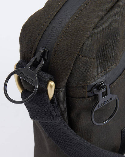 Barbour Field Waxed Tasche