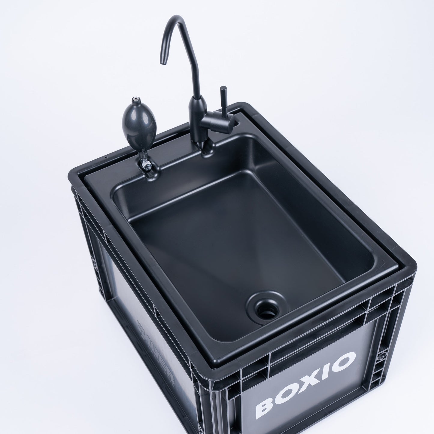 BOXIO WASH PLUS | Mobiles Waschbecken mit Campingdusche