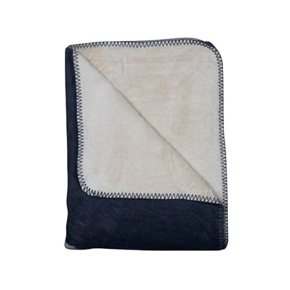 Wohn-Decke stehender Hirsch