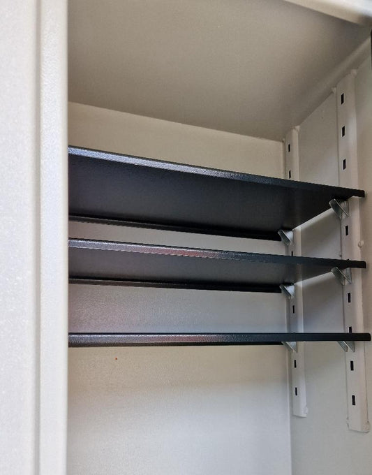 Waffenschrank HUNTER Sperber (1700x540x380) max. 11 LW